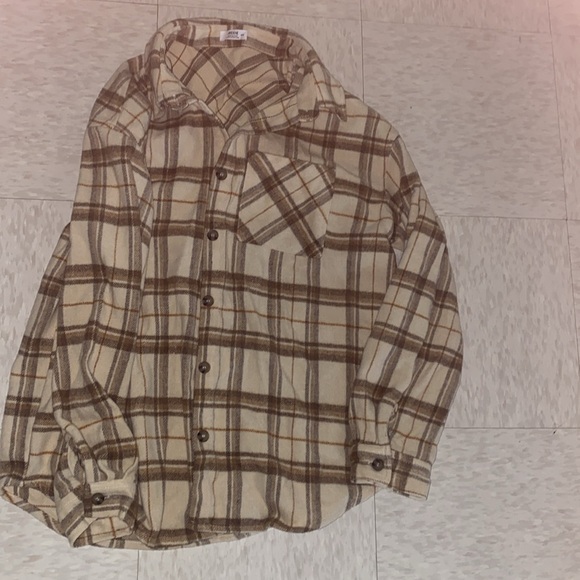 Ardene Like New Oversized Beige Plaid Button Shirt - Picture 10 of 14